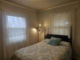 956 Circle Dr - Photo 13