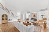 2703 Pond Dr - Photo 4