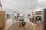 2703 Pond Dr - Photo 8