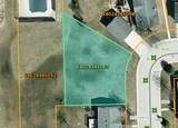 3640 Lannon Rd - Photo 2