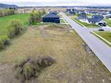 3025/3029 Red Clover St - Photo 5