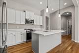 1615 Belmont Ln - Photo 10