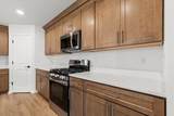 540 Hunter Oaks Blvd - Photo 5