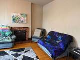 623 Clarke St - Photo 2