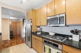 545 Wells St - Photo 16