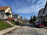2837 Hubbard St - Photo 3