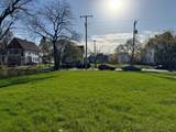 2333 6th St - Photo 2