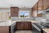 1521 Windsor Way - Photo 5