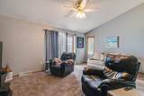 219 Heritage Ln - Photo 11