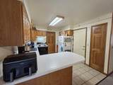1002 Chrysler Dr - Photo 4