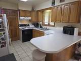 1004 Chrysler Dr - Photo 2