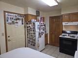 1004 Chrysler Dr - Photo 4