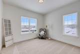 924 Wallace Loop - Photo 17