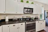 N52W35321 Lighthouse Ln - Photo 11