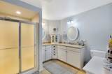 N52W35321 Lighthouse Ln - Photo 18