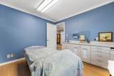 11801 Janesville Rd - Photo 32