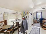 1012 Manila St - Photo 14