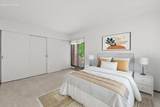 1906 Shorewood Blvd - Photo 16