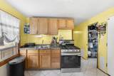 1916 7th St - Photo 3