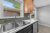 7029 Hampton Ave - Photo 24