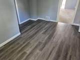 2830 Saint Paul Ave - Photo 2