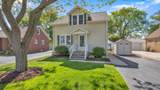932 37th St - Photo 1