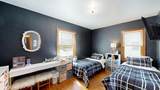 604 Oak St - Photo 17