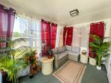 604 Oak St - Photo 5