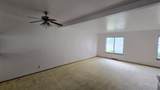 7801 60th St - Photo 4
