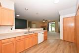 W241N2533 Parkway Meadow Cir - Photo 13