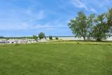 2708 Harbor Ct - Photo 3