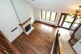 19065 Hiview Dr - Photo 9