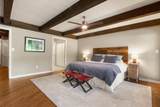 910 Windsor Ct - Photo 3