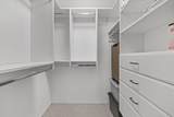 950 Woodridge Ct - Photo 15