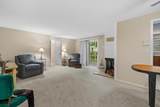 950 Woodridge Ct - Photo 2
