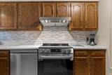 950 Woodridge Ct - Photo 6