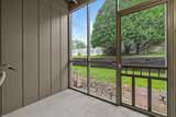 950 Woodridge Ct - Photo 8
