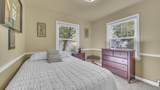 656 Montgomery St - Photo 13