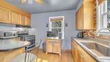 656 Montgomery St - Photo 7