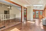 711 Thornridge Ct - Photo 9