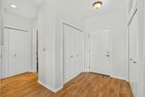 4 Gaslight Dr - Photo 4