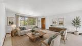 215 11 St - Photo 5
