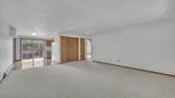 215 11 St - Photo 7