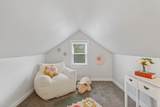 305 Leanore Ln - Photo 19
