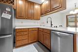 W240N2365 Parkway Meadow Cir - Photo 14
