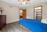 W240N2365 Parkway Meadow Cir - Photo 18