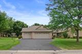 W240N2365 Parkway Meadow Cir - Photo 2