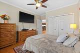 4 Gaslight Dr - Photo 22