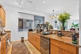 545 Wells St - Photo 10