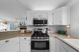 1076 Lakeland Way - Photo 15